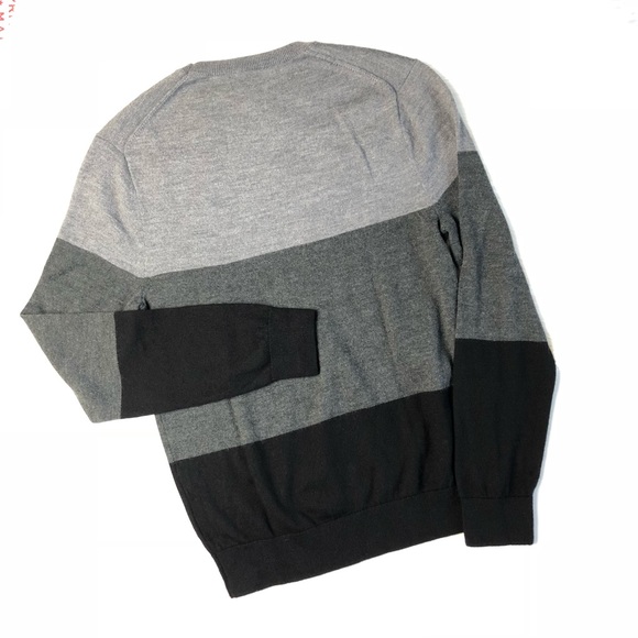 Banana Republic Merino Wool Pullover Sweater - Picture 3 of 6